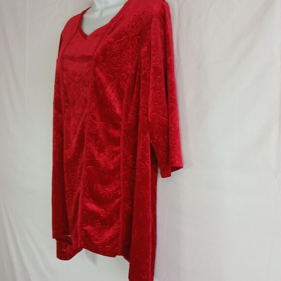 Catherines Women Red Top Damask  v neck  Size 4X Soft Stretch Festive Holiday - Picture 4 of 7